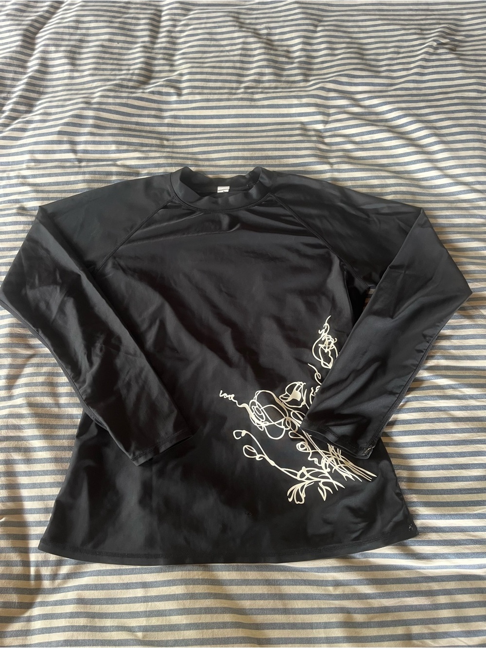 Rash guard size L